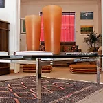 511 Lima Hostel